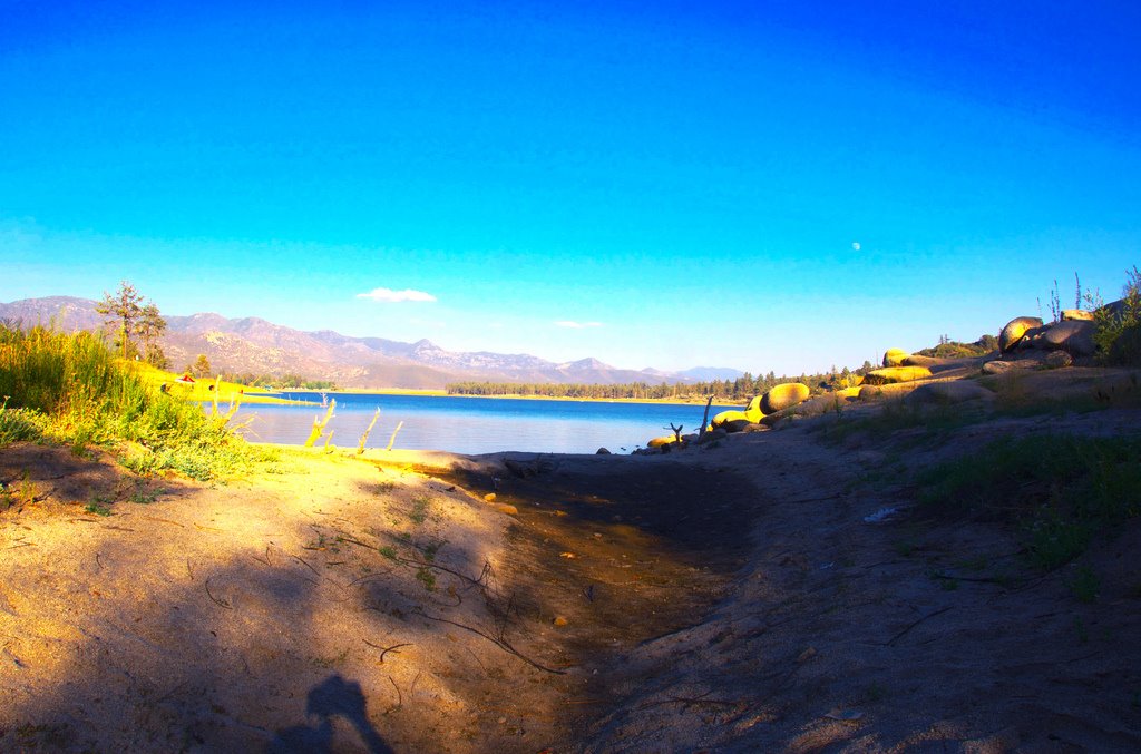 Lake Hemet by Nyceane