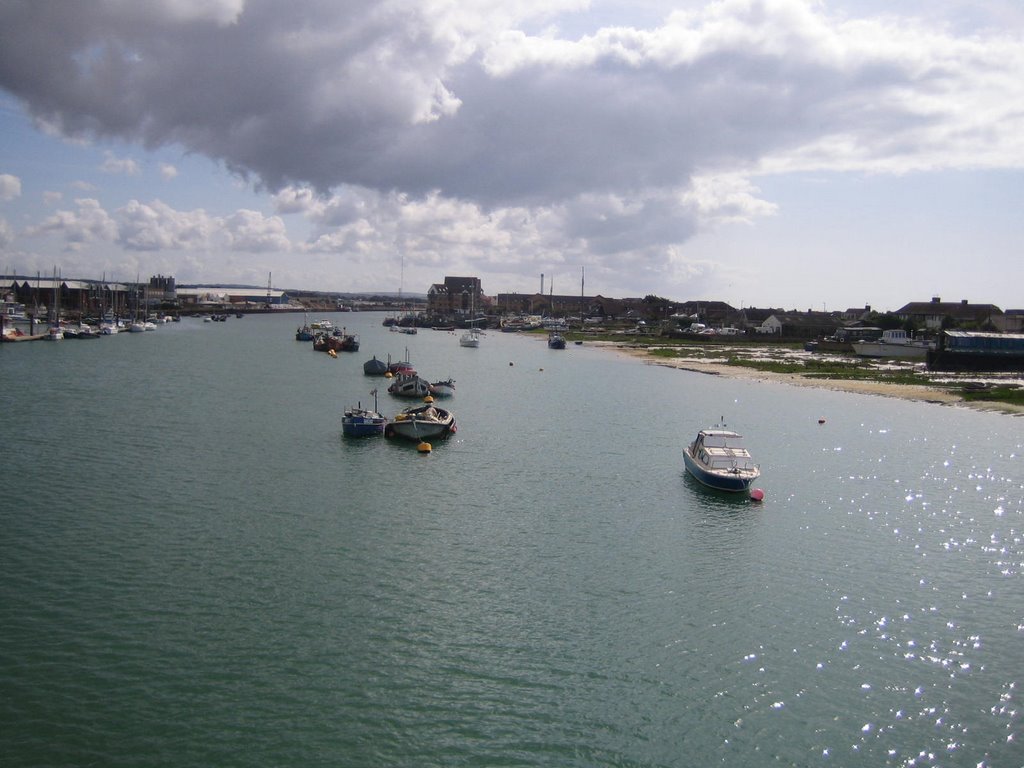 River Adur from Shoreham foot bridge by yardale