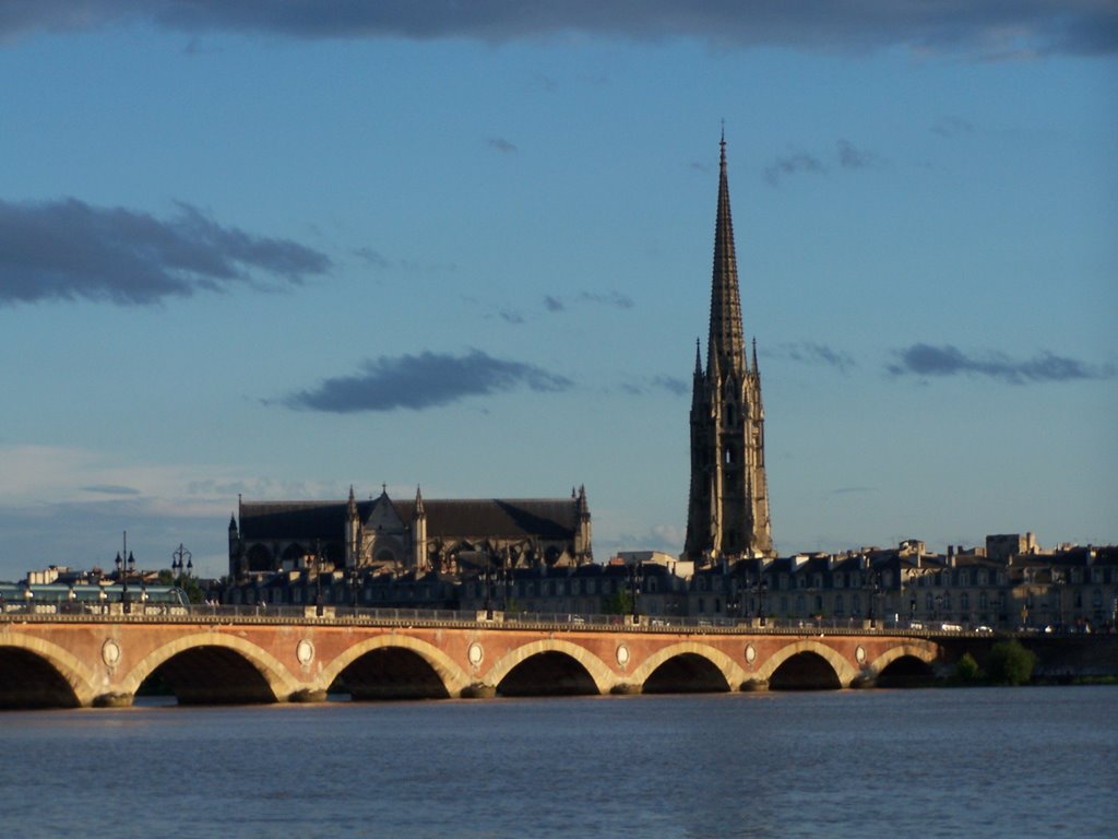 Bordeaux, le pont de pierre by ced033