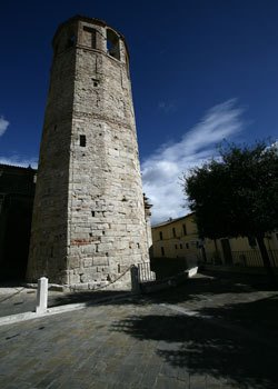 Torre civica XI sec. autore: Andrea Boccalini by riccardopa