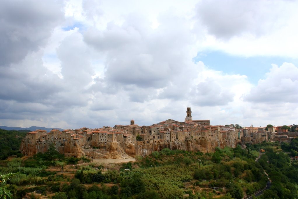 Pitigliano by umb