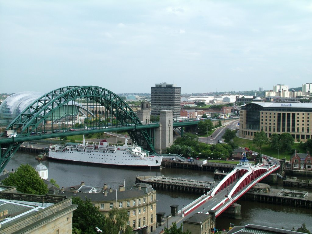 Tyne Bridge, Gateshead, 20th July 2004 by Patrick Rice