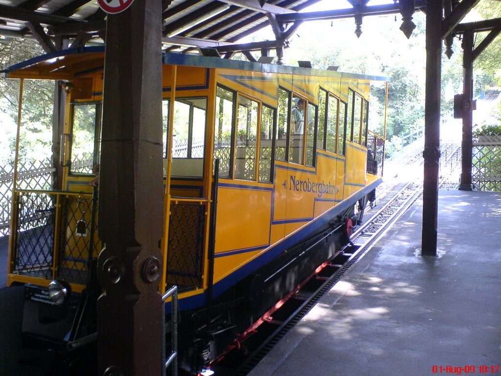 Nerobergbahn Wiesbaden by Martin Weller