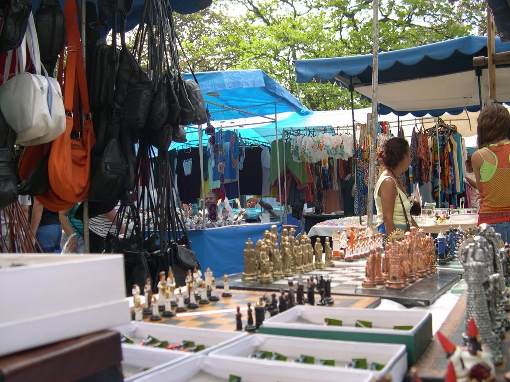 Hippie fair Ipanema by luizjabour