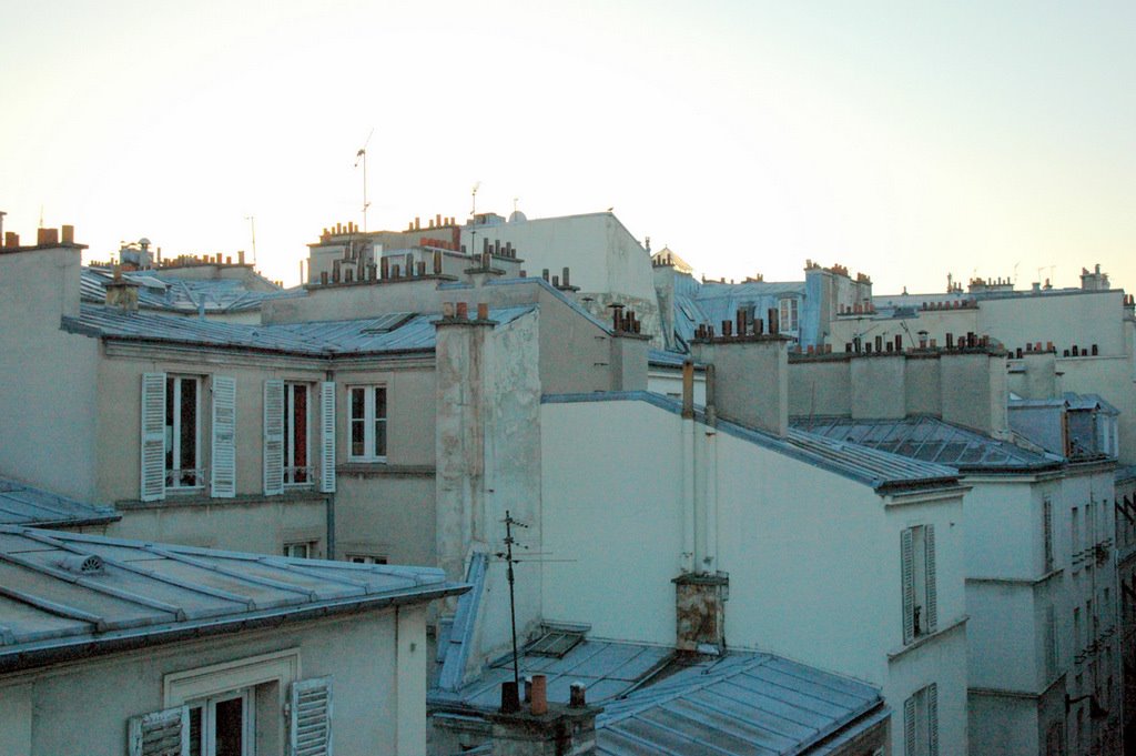 Paris Rooftops 2 by Suivez la Piste