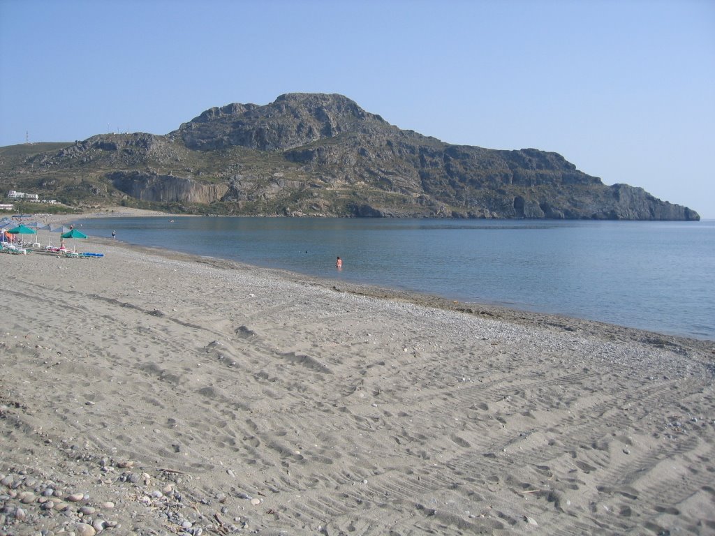 Damnoni beach by P. Dupont