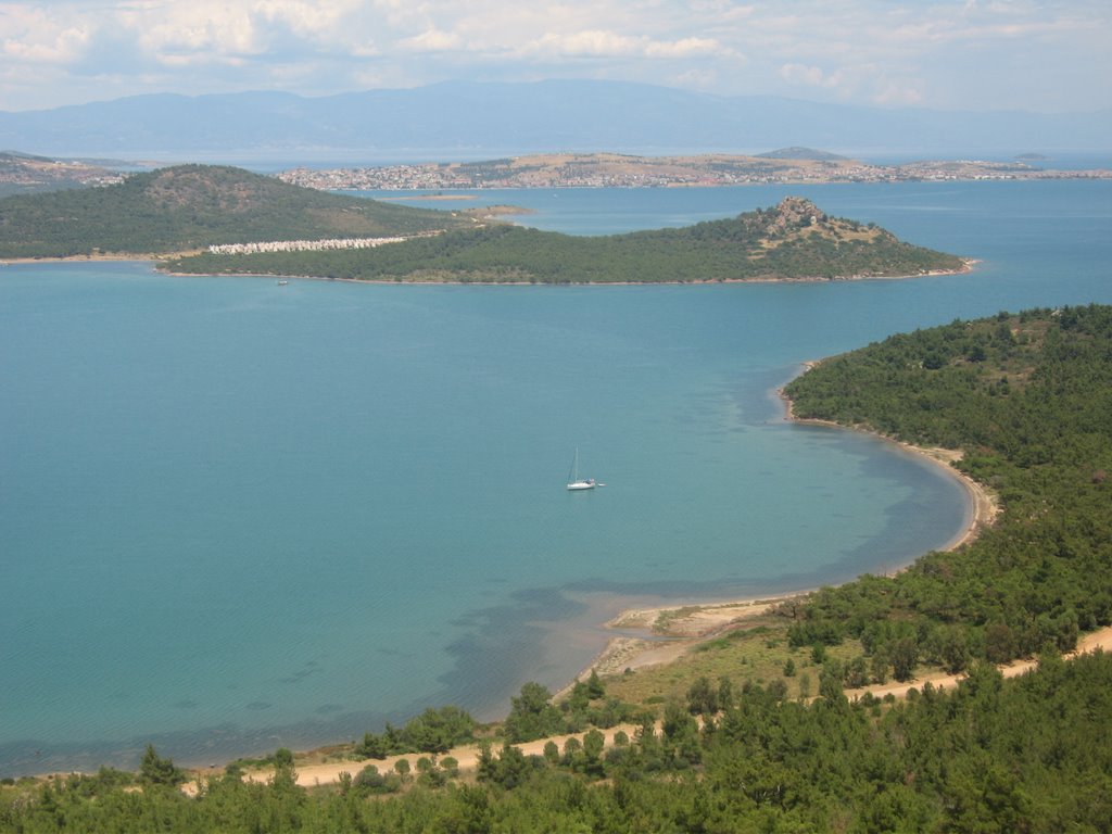 Ayvalık şeytan sofrası by Murat Akarslan