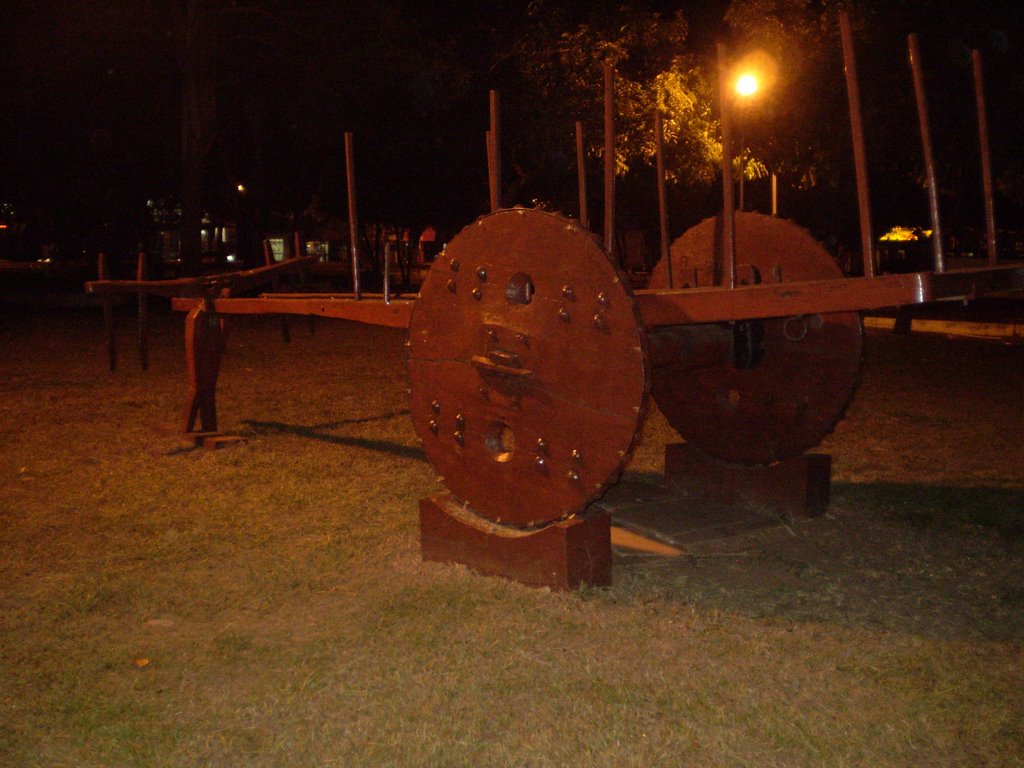 CARRO DE BOI NA PÇAS DOS CARREIROS RONDONÓPOLIS by Elisvaldo BENEVIDES