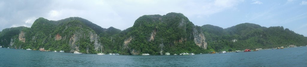 Ko Phi Phi by rico64