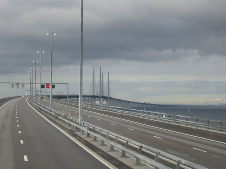 The Oresund Bridge (alcoolis) by alcoolis