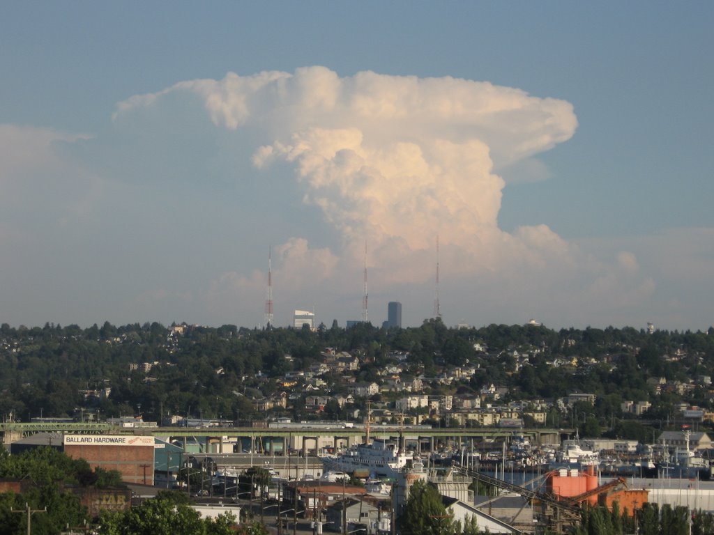 Storm south of Seattle by aloaf16