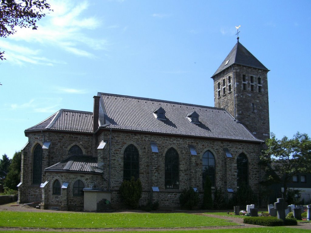 St Peter und Paul in Kesternich by Peter Esser