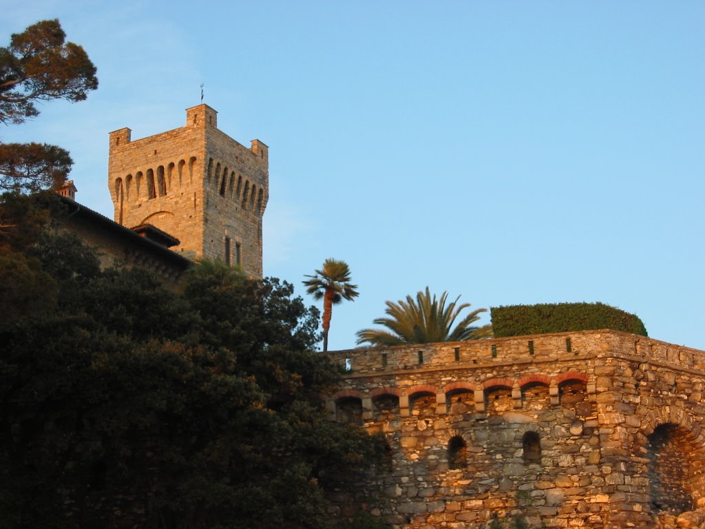 Pieve Ligure by Maurizio Falcioni