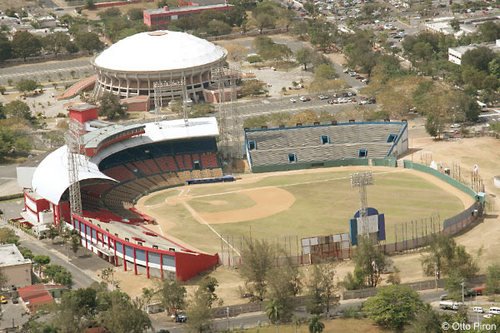 Estadio Quisqueya by BATUSAY