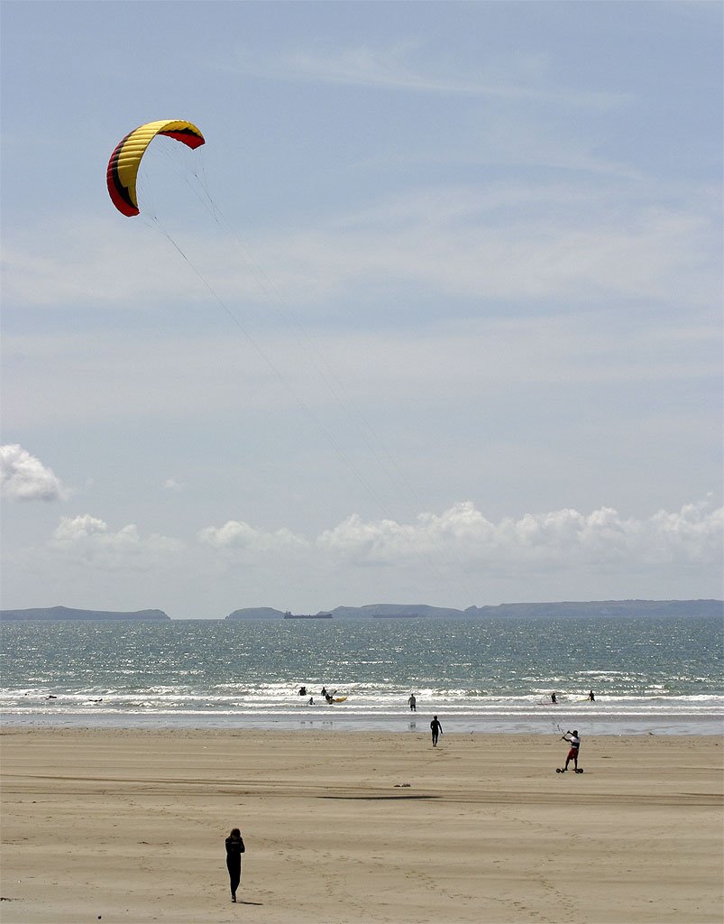 Kite Skater, Newgale by filz123