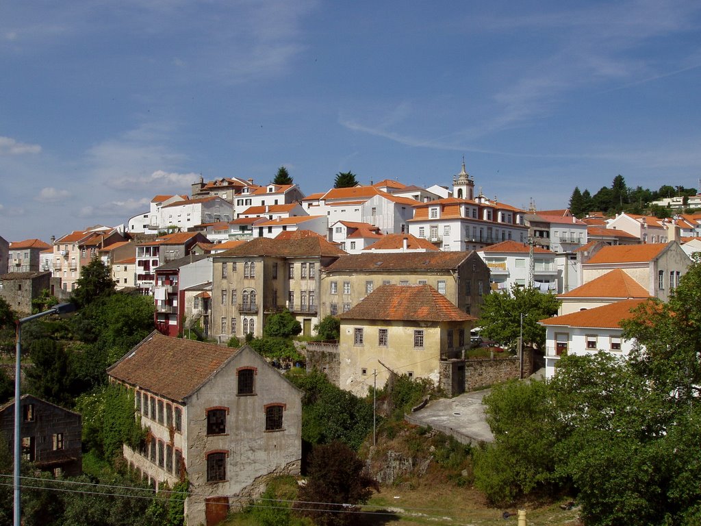 Bairro do Castelo by Nuno Trabulo