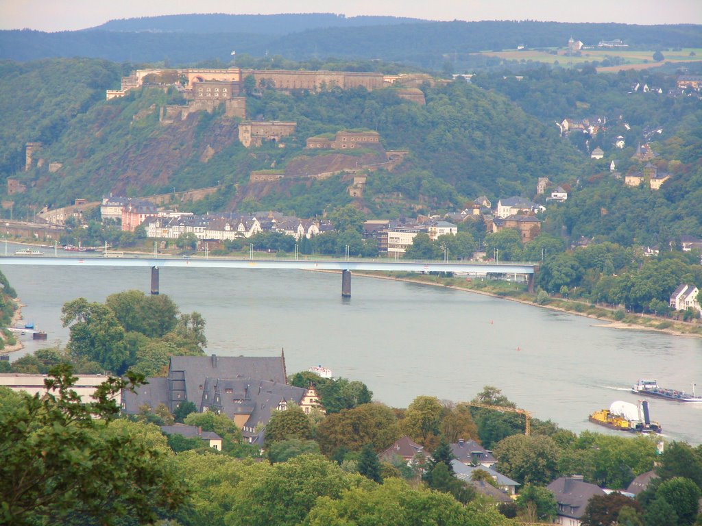 Blick auf die Festung Ehrenbreitstein vom Rittersturz aus by Nordlicht51