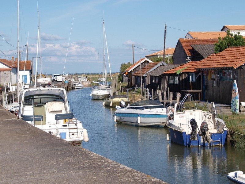 Hafen von Chattresac by Besenbinder