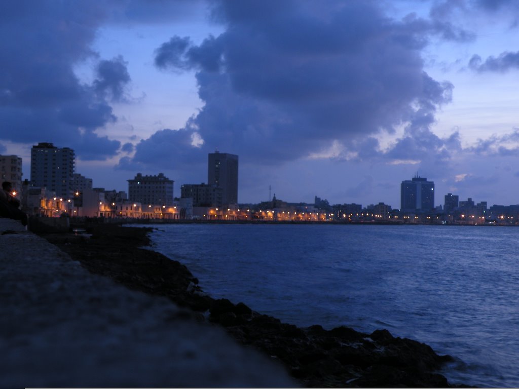 Havana by night by ahakemul