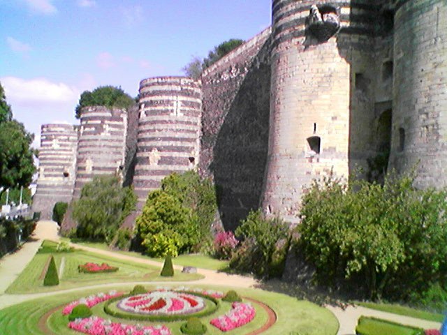 Château d'Angers du 13e siècle by GokhanTerzioglu