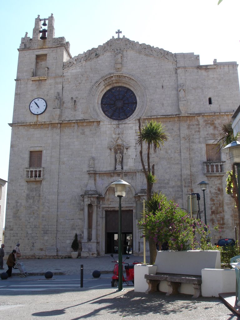 Eglise de l'Escala by CPQS