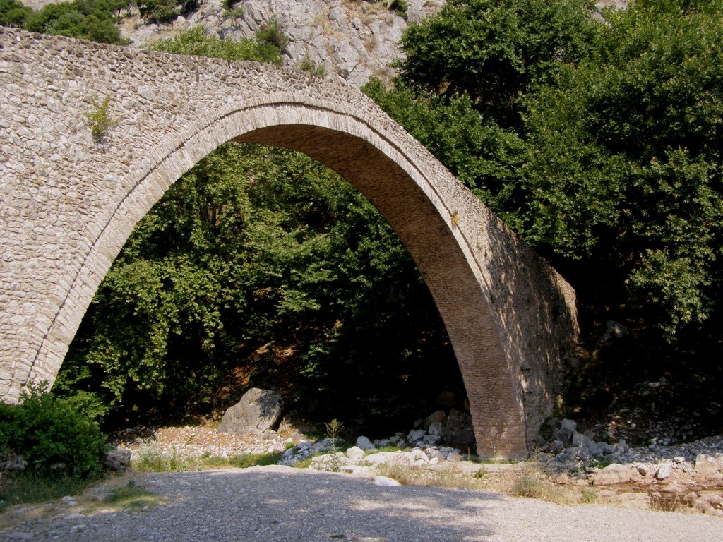 St Vessarion's Bridge Pili Trikala - Η τοξωτή γέφυρα του Άγιου Βησσαρίωνα. by 2 - Vangelis Doutsio…