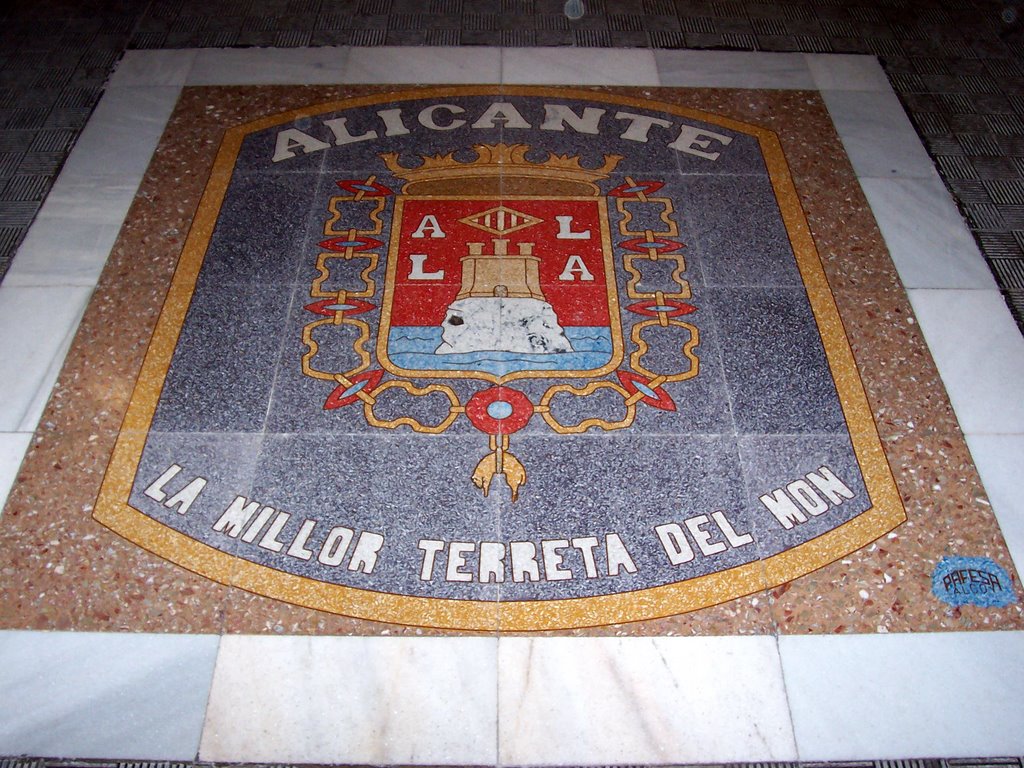 Alicante logo on the ground, mosaic by Bolagraphy