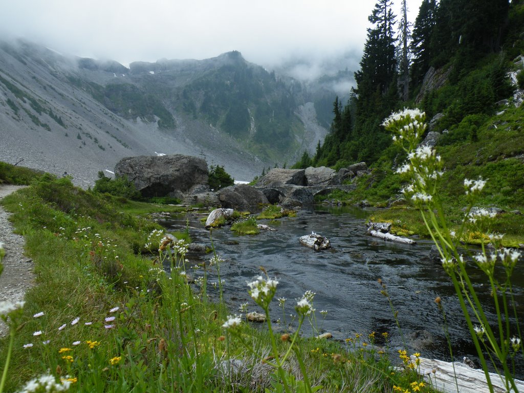 Bagley Lakes by Joel Hoines