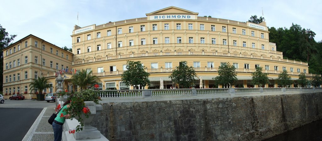 Karlovy Vary by xxtom