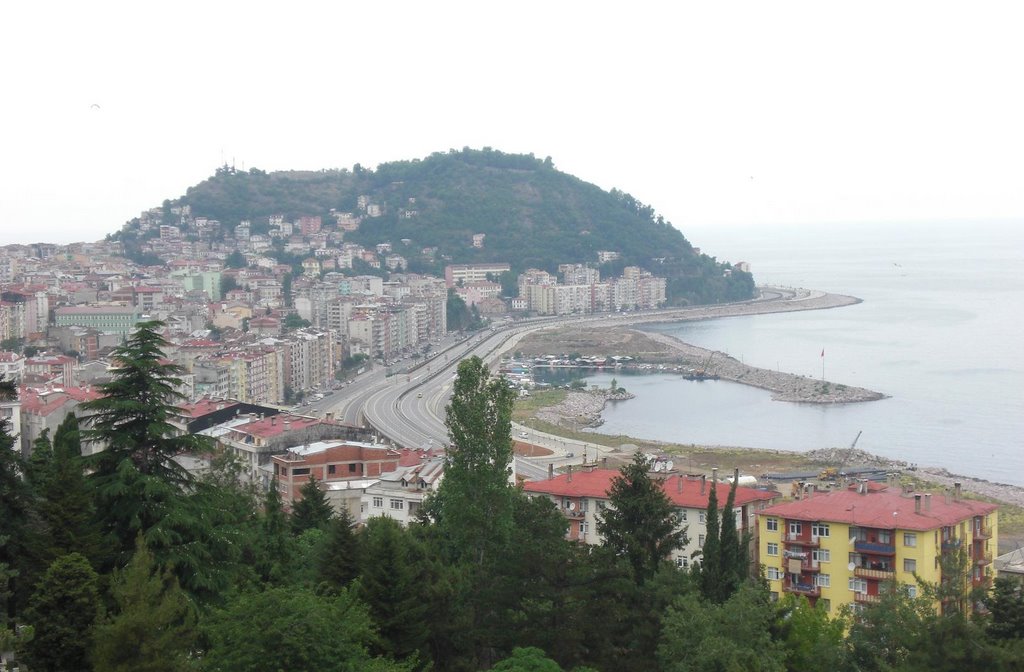 Mezarlıktan Giresun by ehakalmaz