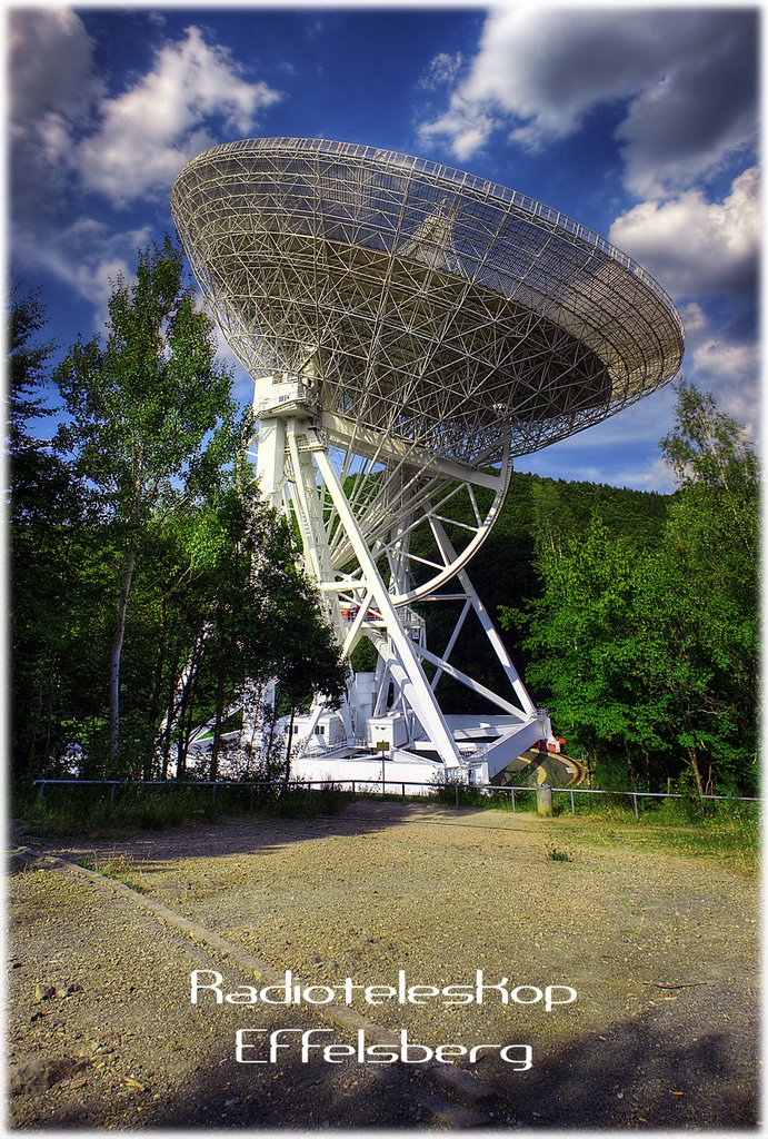 Radioteleskop Effelsberg by Lowfloater Photograp…