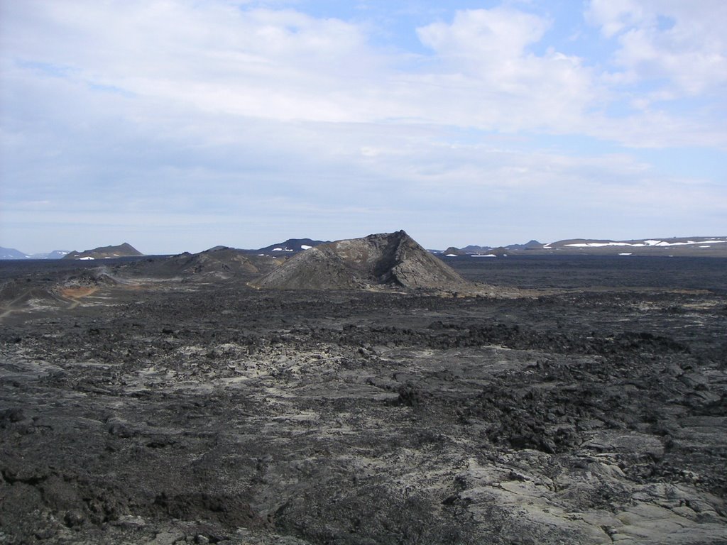 Volcán Krafla. Cono volcánico by Adolfo Descals