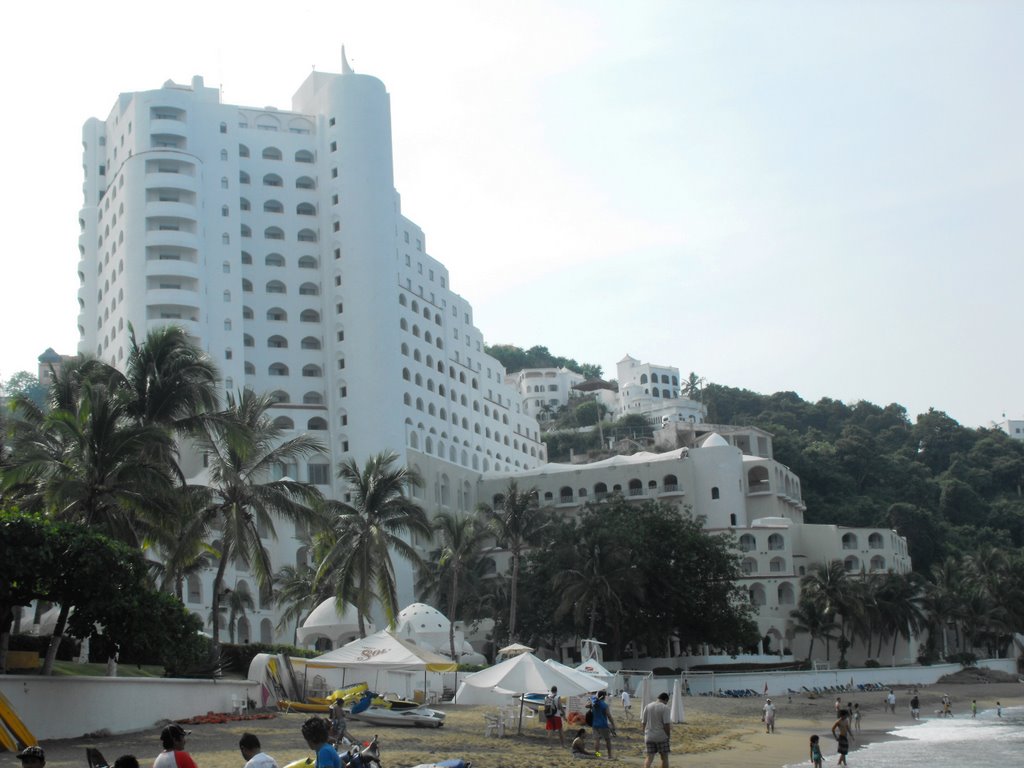 HOTEL TESORO MANZANILLO by Jaime Antonio Cardon…