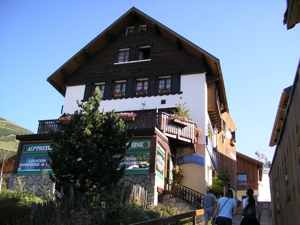 Chalet de l'Alpe d'Huez by Jérôme Pinard