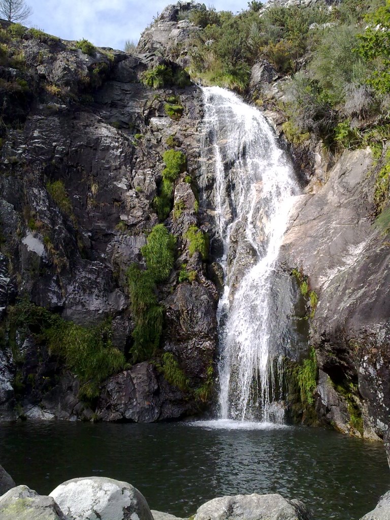 Catarata Tourón by MQ-GZ (morretes)