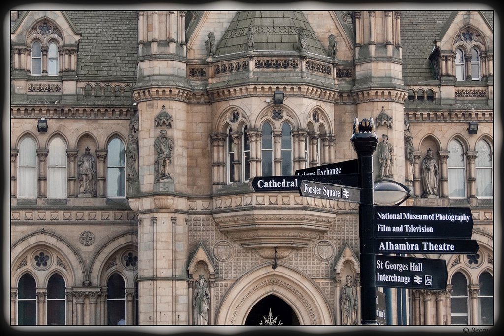 Bradford City Hall by becnic