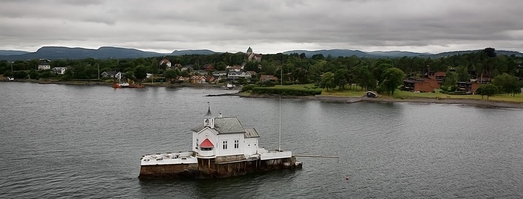 Im Oslofjord by U.Walli