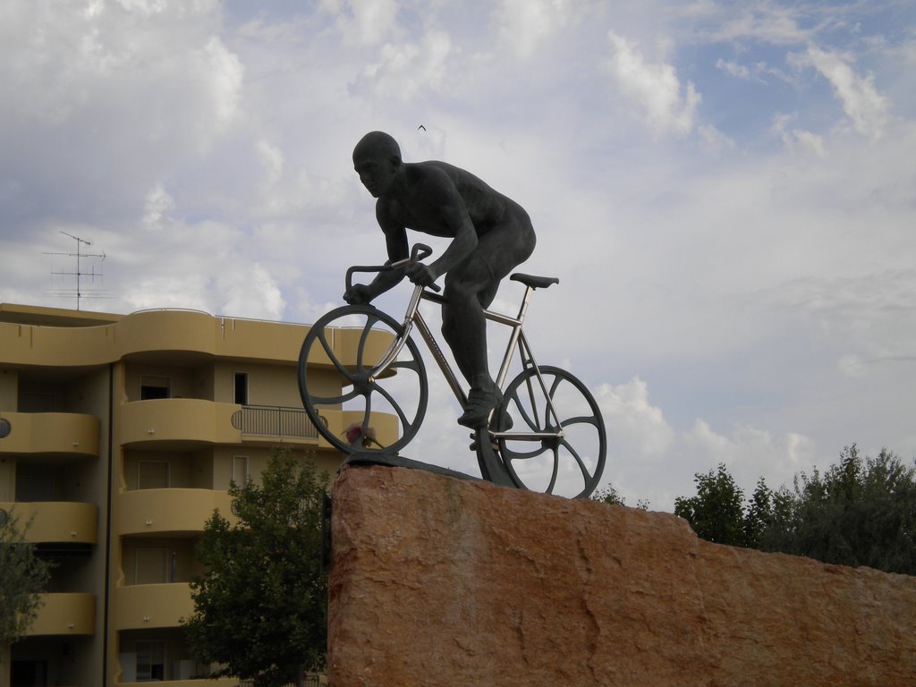 Monumento a pantani by fabio153