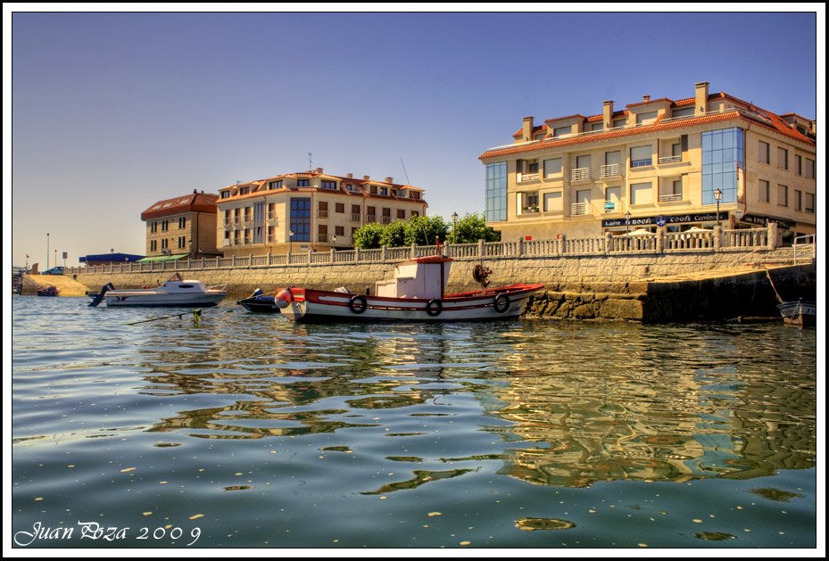 Día soleado en Vilanova / Turns the heat by Juan Poza