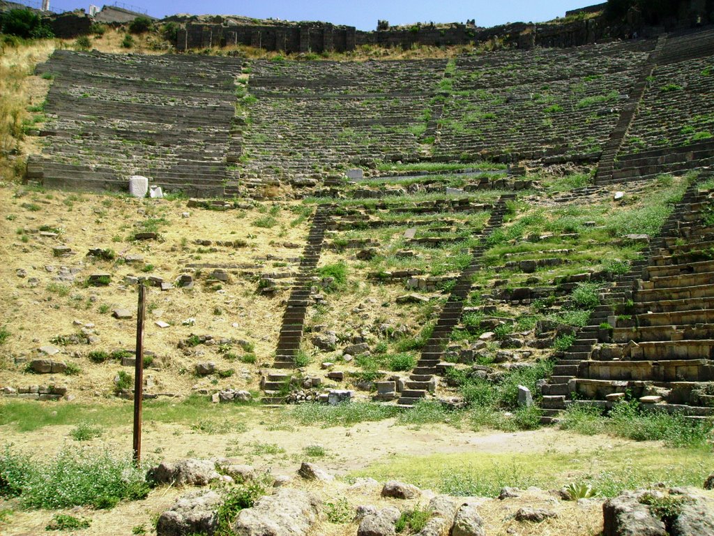 Theater auf der Akropol by 1- Βαγγέλης  Δούτσιος