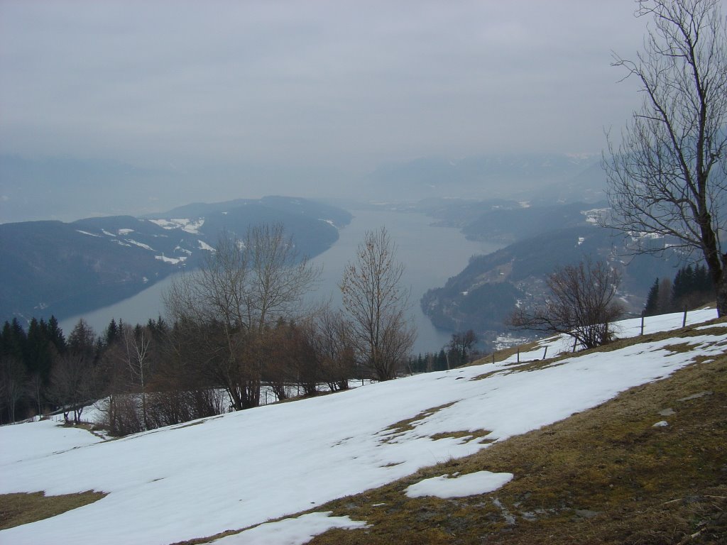 Millstättersee ab Gschriet, Februar 2007 by Marco Hoogendoorn