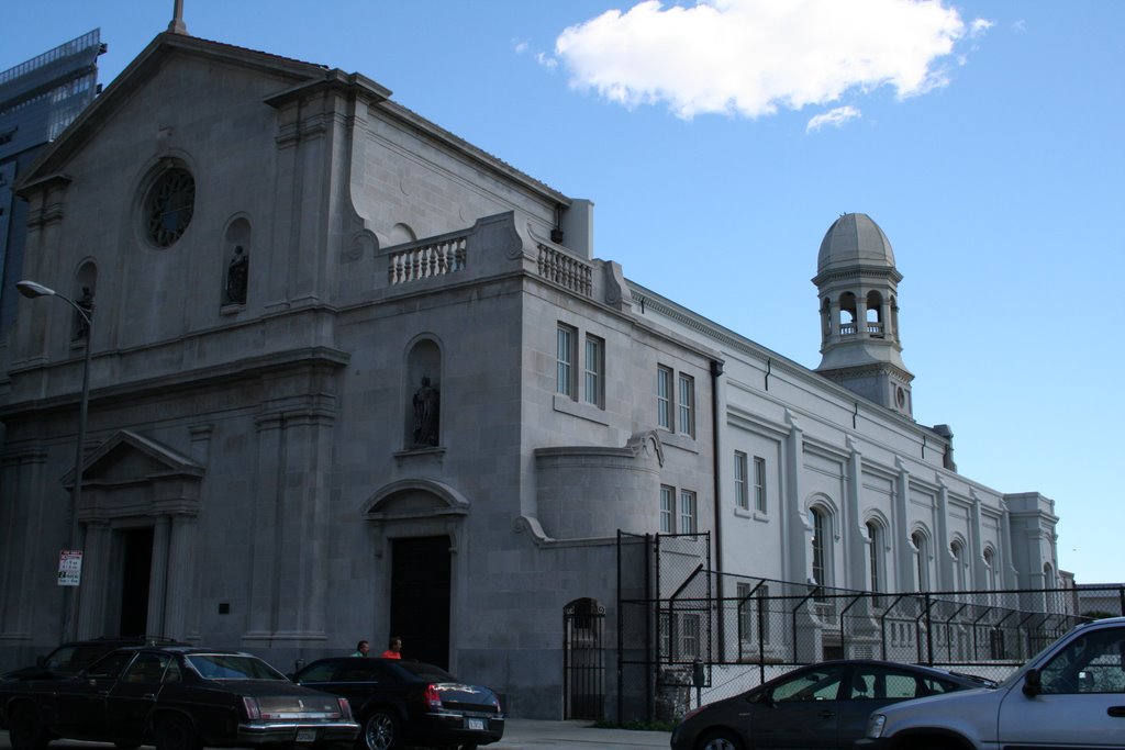 Antigua Catedral de Santa Vibiana, copia de Sant Miquel del Port, en BCN by Rigo Marquez