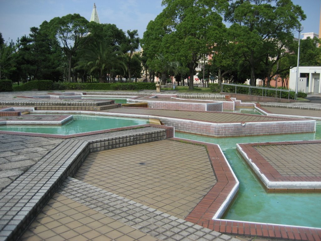 Fountain Square by Nagono