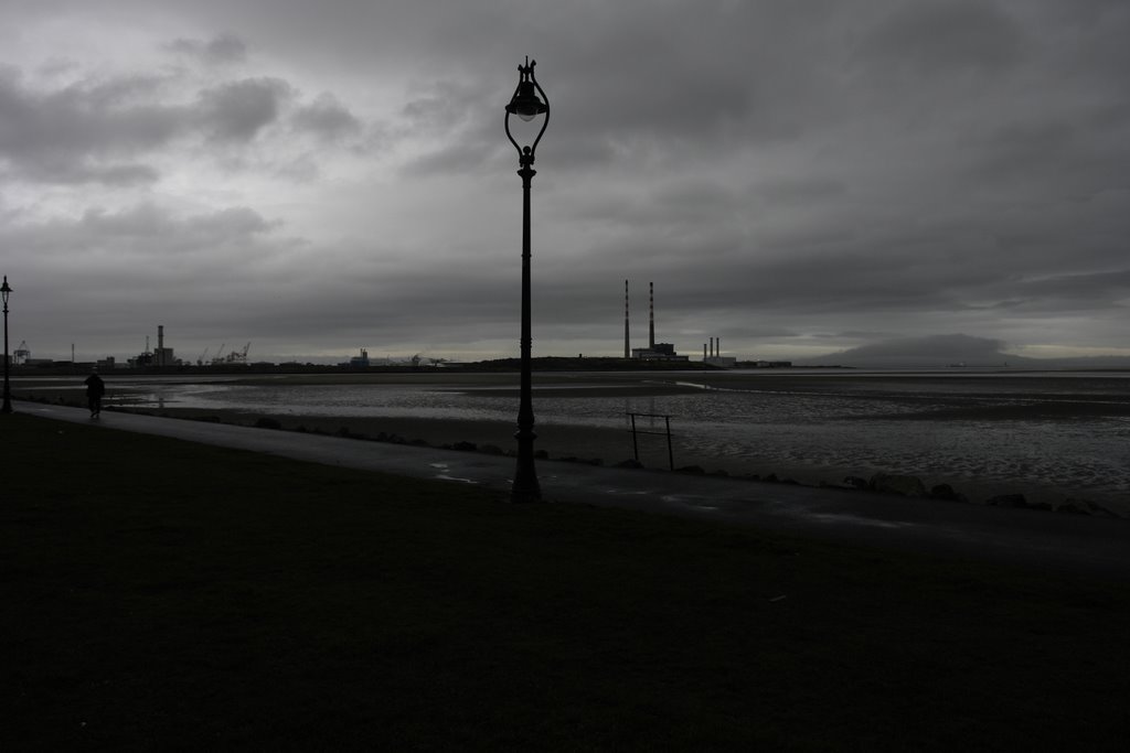 Sandymount Dublin by Parthalán O'Muruchú