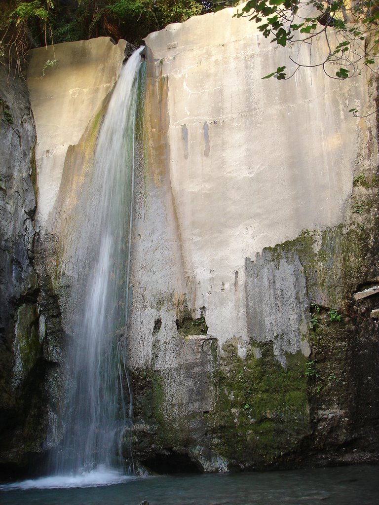 Cascada de Los Cahorros by rsrienda