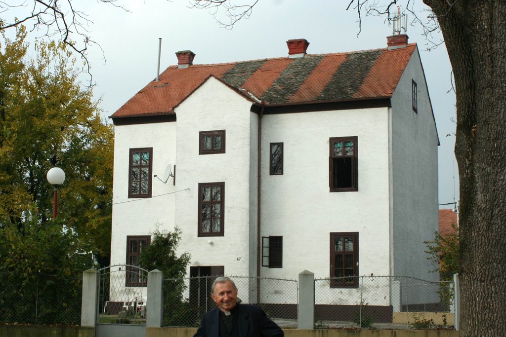 Sv. Klara - Župni dvor by durbek