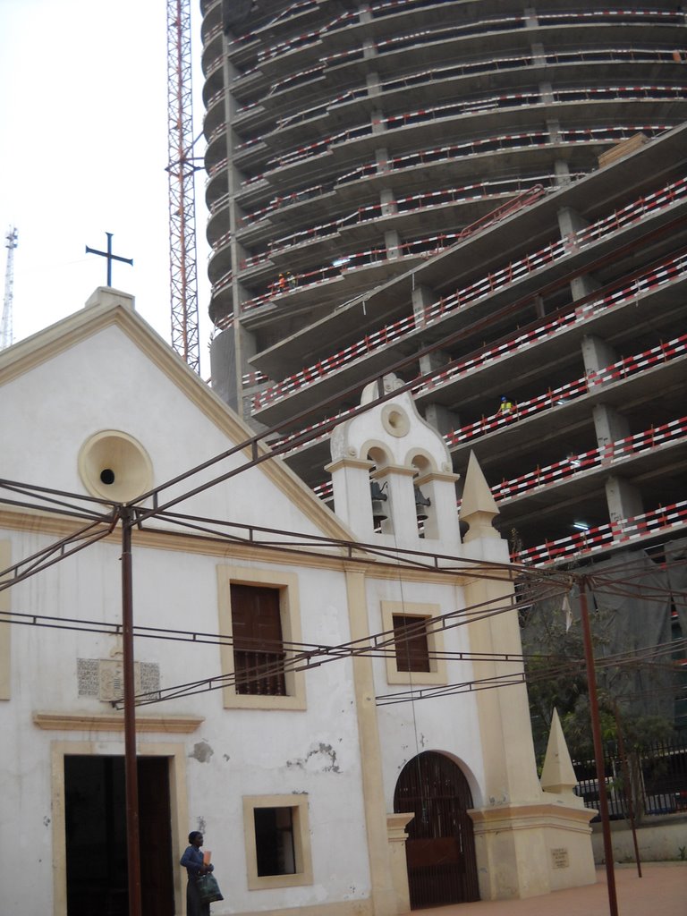 Igreja Nossa Senhora Nazare - Sé Luanda by Miguel Arraiolos