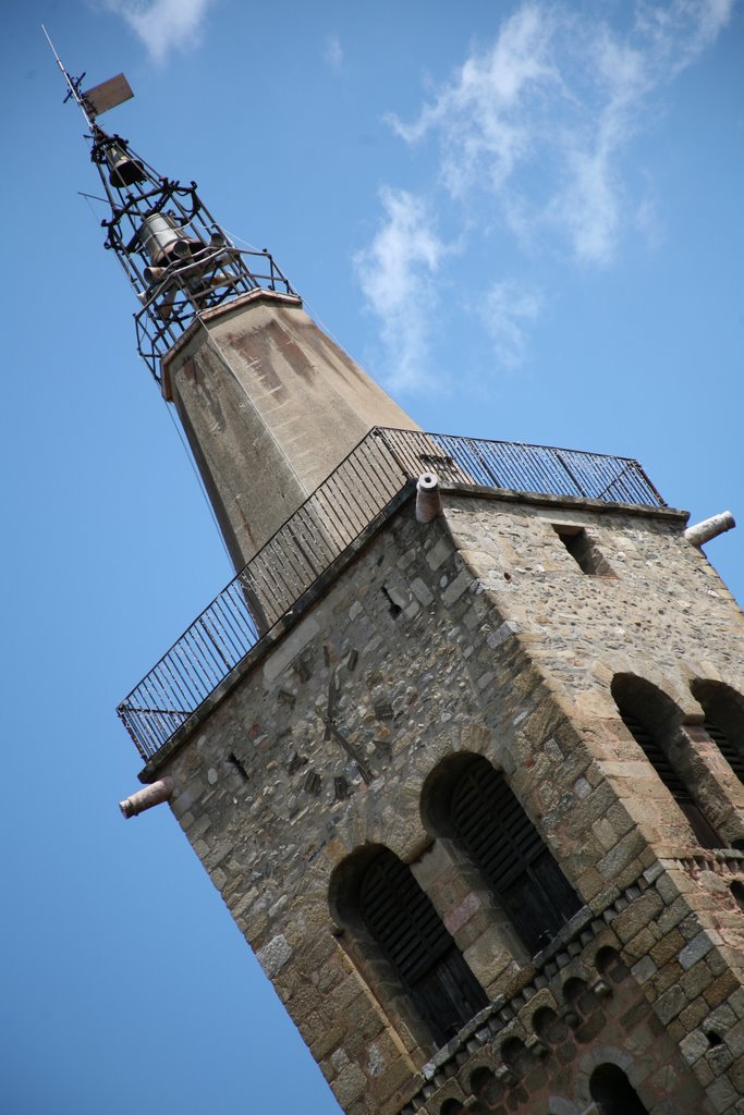 Prades, Pyrénées-Orientales, Languedoc-Roussillon, France by Hans Sterkendries