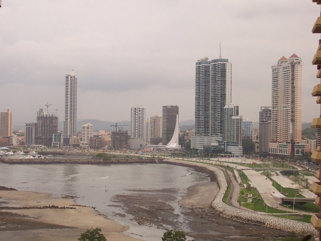 Cinta Costera - Bahia de Panamá by Alborec