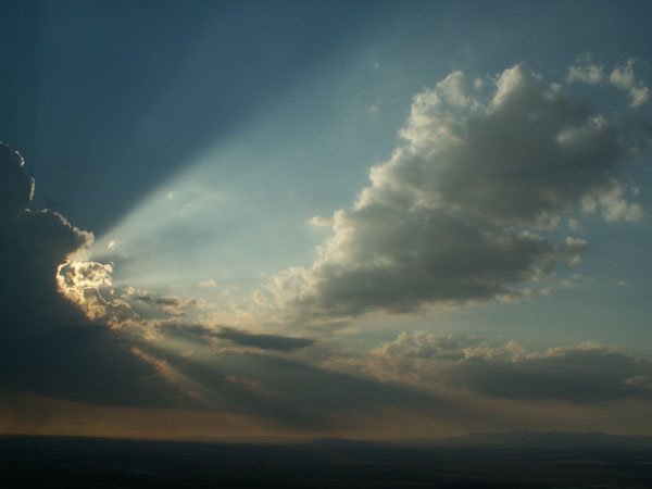 Atardecer tormentoso by Enrique Luque Cervig…